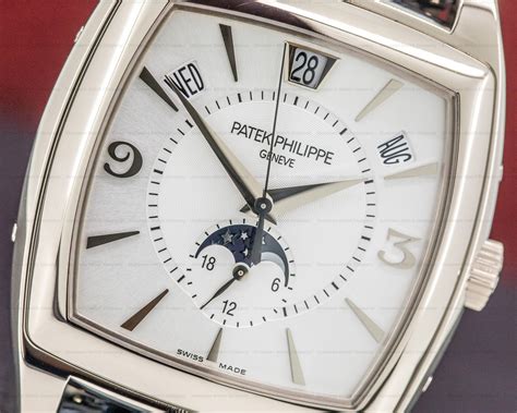 patek philippe gondolo calendario ref. 5135g|Patek Philippe Gondolo 5135G.